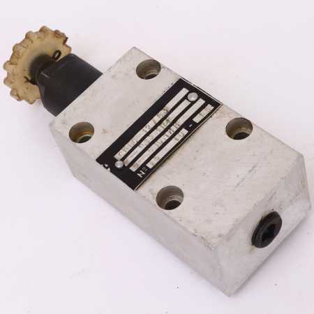 СКП 12-6,3 клапан предохранительный - фото 1